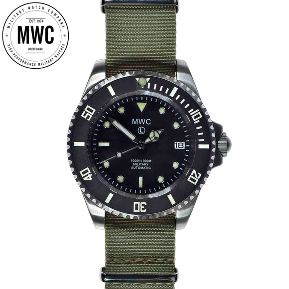 MWC SS MILITARY DIVER LOGO WATCH WITH SILVER ROUNDED INDICES 300M